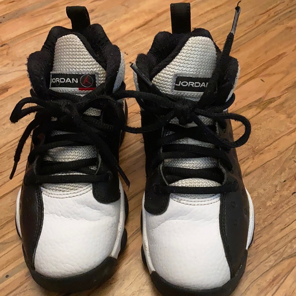 Jordan little kid shoes size 12